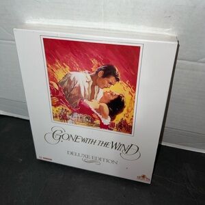 Gone with the Wind Deluxe Edition Brand Nee Sealed VHS Tape.